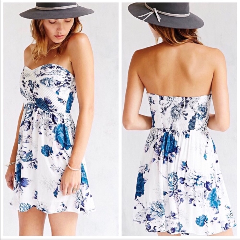 Kimchi Blue White Floral Strapless Dress UO